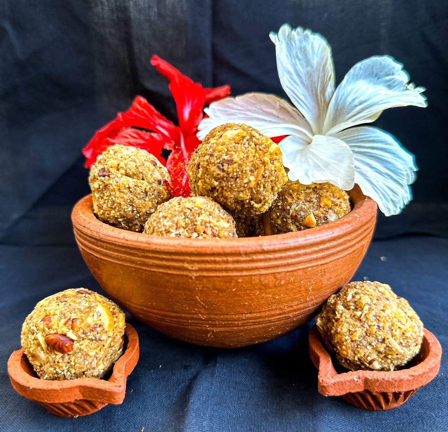 Gond Laddoos (12)